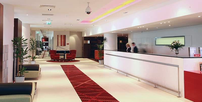 Crowne Plaza Sofia By Ihg Hotel Exterior foto