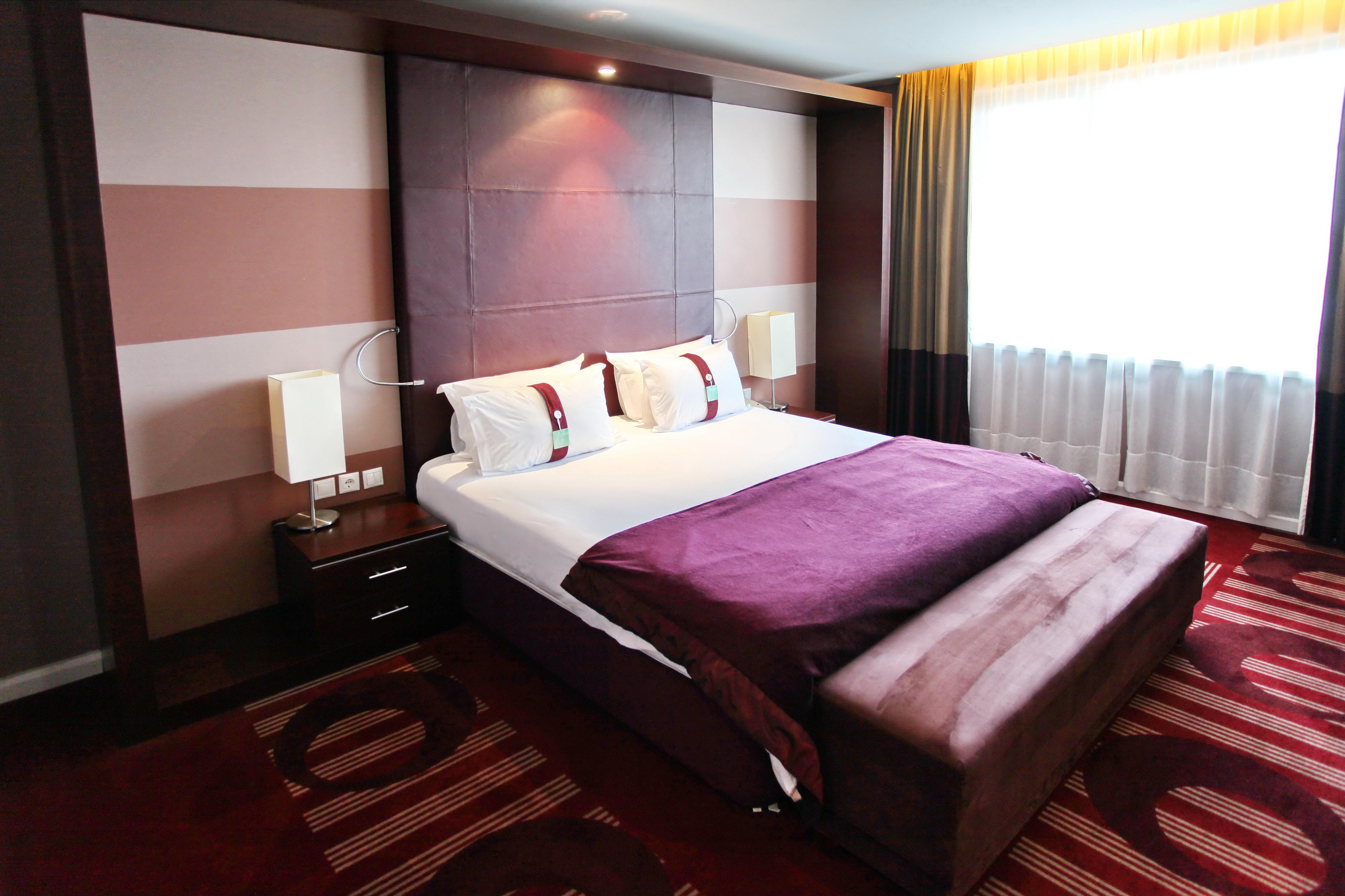 Crowne Plaza Sofia By Ihg Hotel Exterior foto