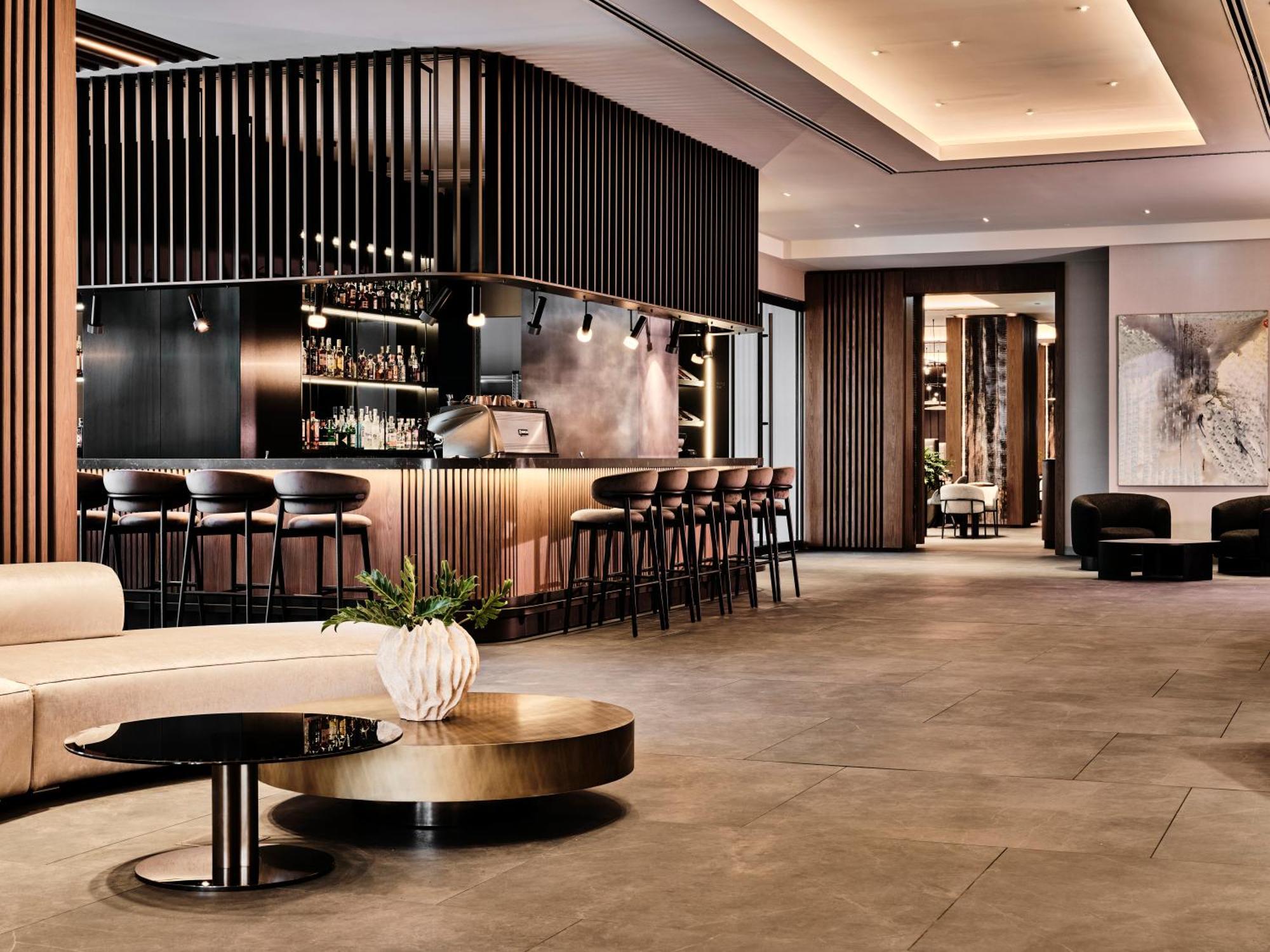 Crowne Plaza Sofia By Ihg Hotel Exterior foto